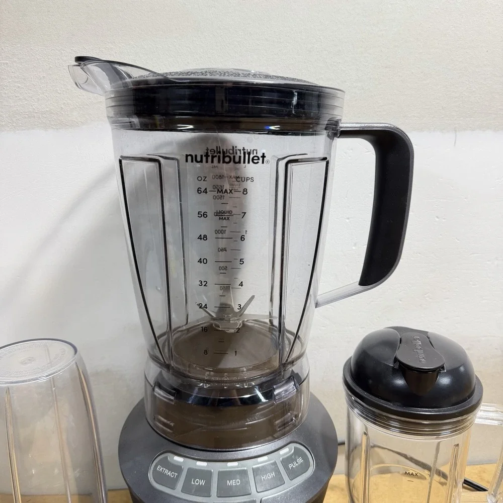 Nutribullet Blender 64 Oz Model NBC-12A Gray 1200 Watt Tested NBC-12A NBF70500P